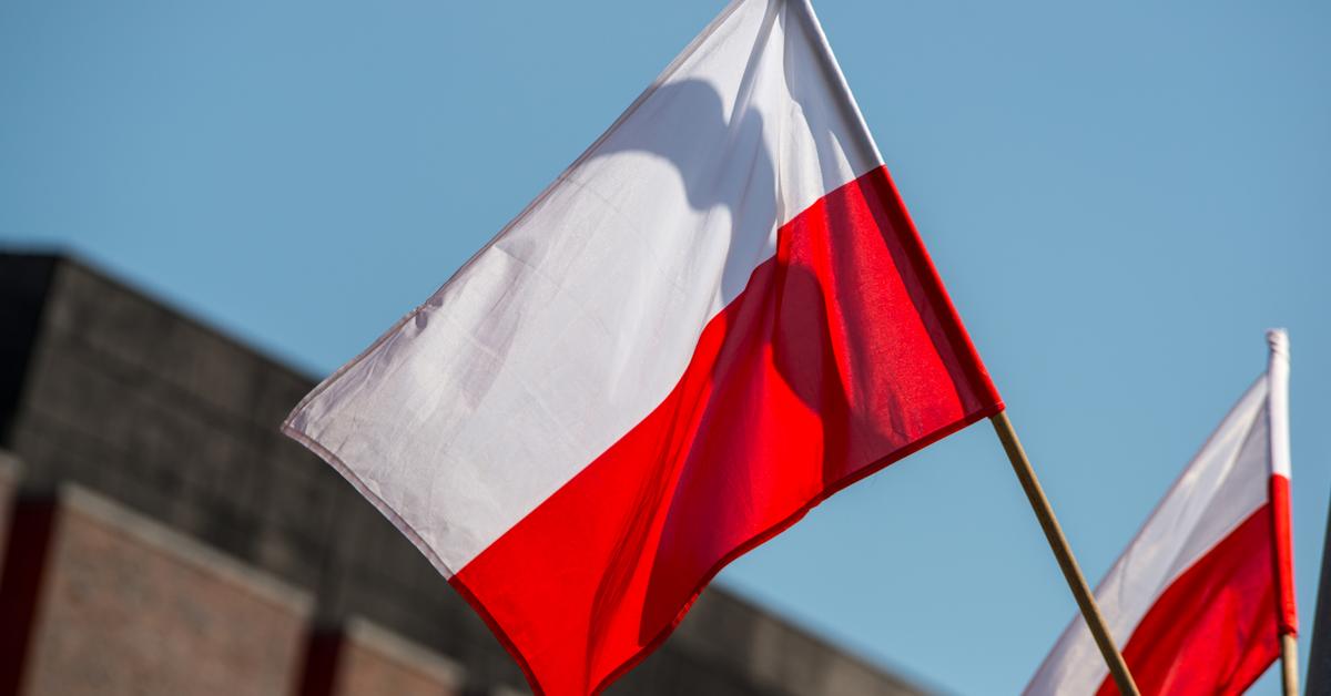 Flaga polski, godło i barwy narodowe zostaną zmienione