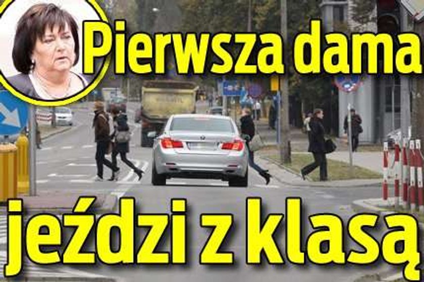 Pierwsza Dama jeździ z klasą