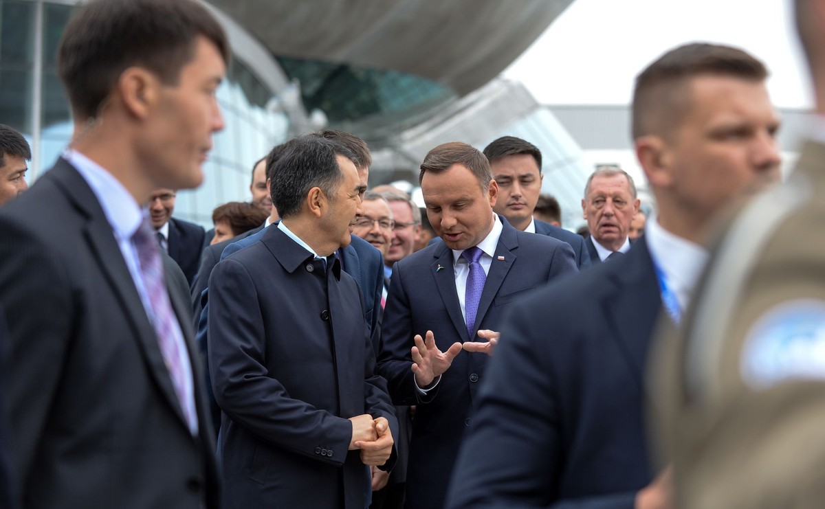Andrzej Duda, Bakytżan Sagyntajew
