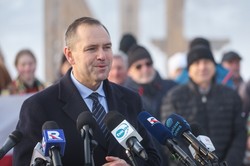 Afera mieszkaniowa wstrząsa kampanią prezydencką. Nawrocki odpiera zarzuty