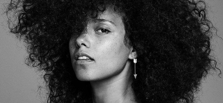 ALICIA KEYS - "Here"