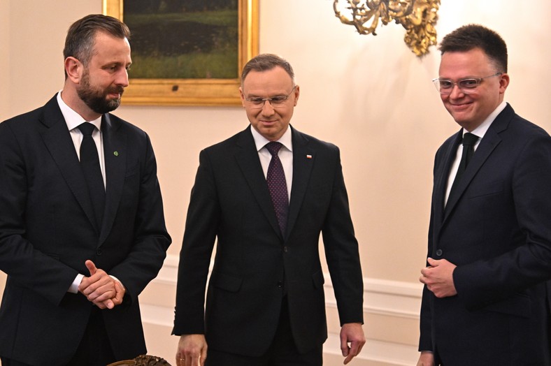 Prezydent RP Andrzej Duda, przewodniczący Polski 2050 Szymon Hołownia i prezes PSL Władysław Kosiniak-Kamysz na spotkaniu w Pałacu Prezydenckim w Warszawie