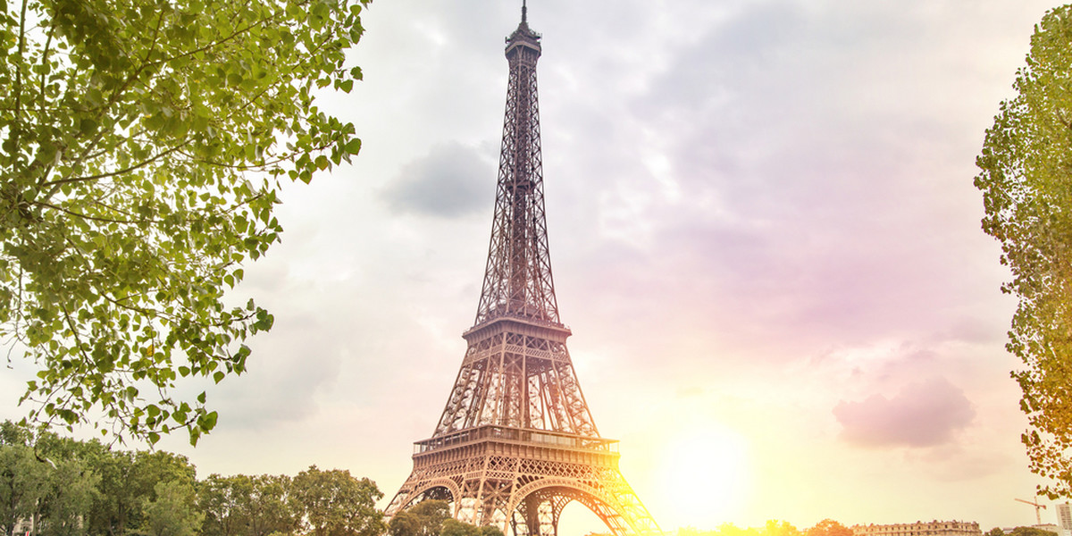 Stolica Francji dołącza do miast, które walczą z serwisem Airbnb wynajmującym mieszkania turystom