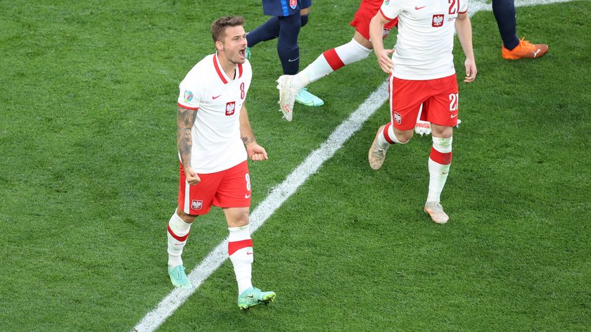 Karol Linetty strzelił wyrównującą bramkę dla P:olski w meczu na Euro 2020 przeciwko Słowacji. Polacy przegrali 1:2