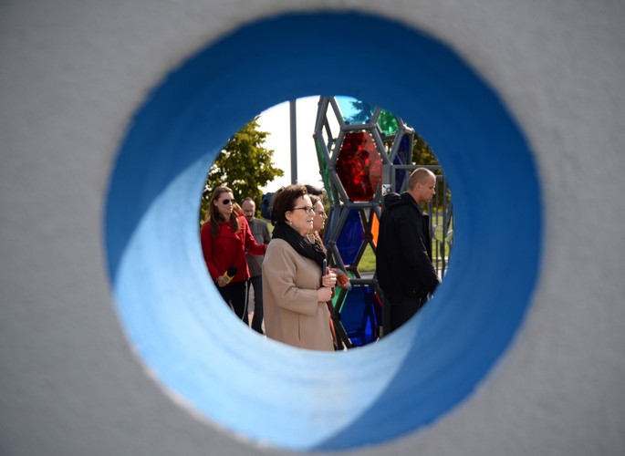 Ewa Kopacz w plenerowej siłowni