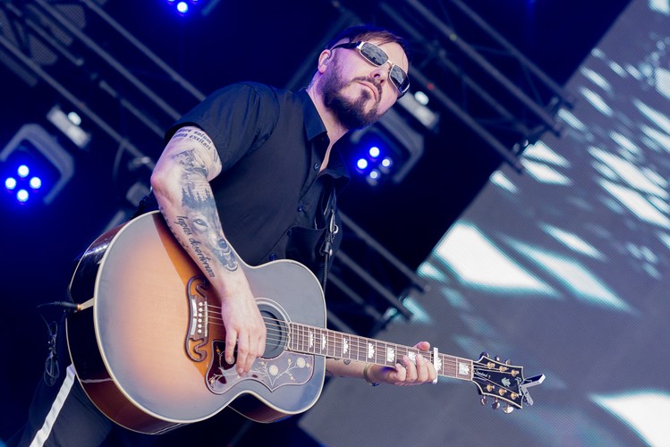 Paweł Rurak-Sokal z Blue Cafe na Life Festival Oświęcim Fot. Konrad Kubuśka