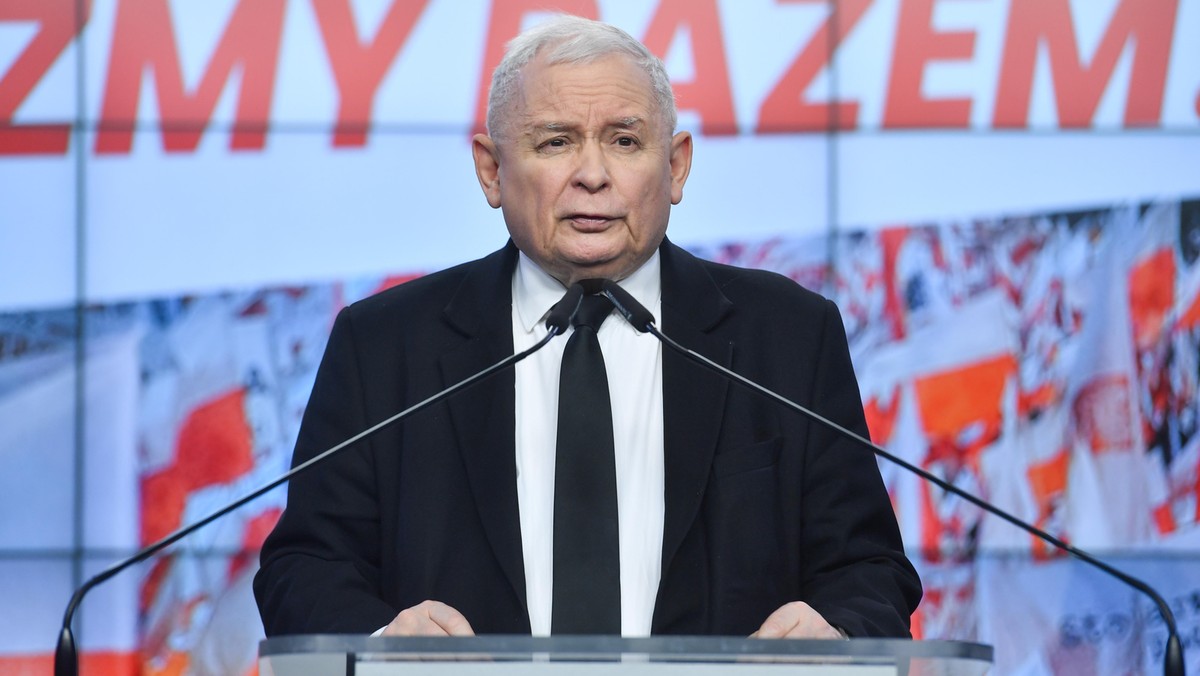 Jarosław Kaczyński idzie do ściany. Chce powtórzyć manewr sprzed lat