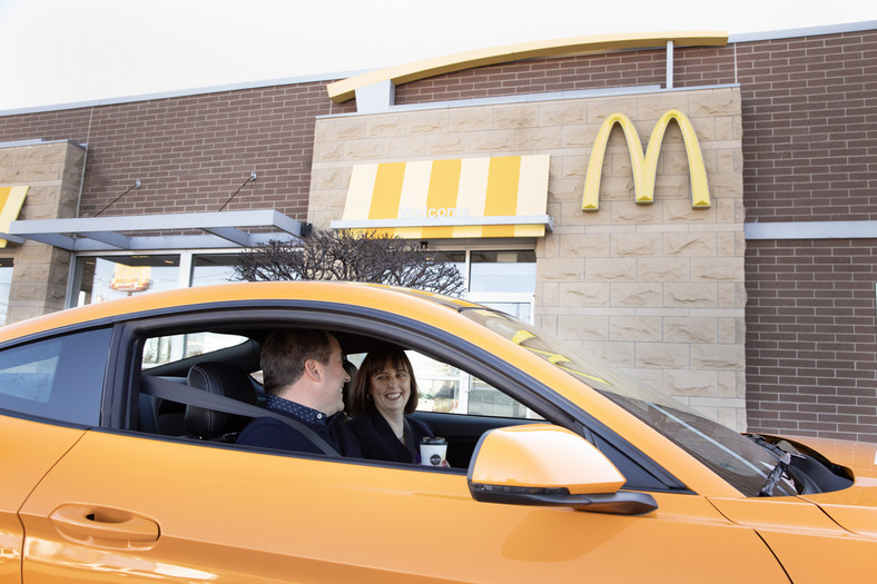 Ford wykorzysta odpady z kawy serwowanej w sieci McDonalds - powstaną nowe części samochodowe