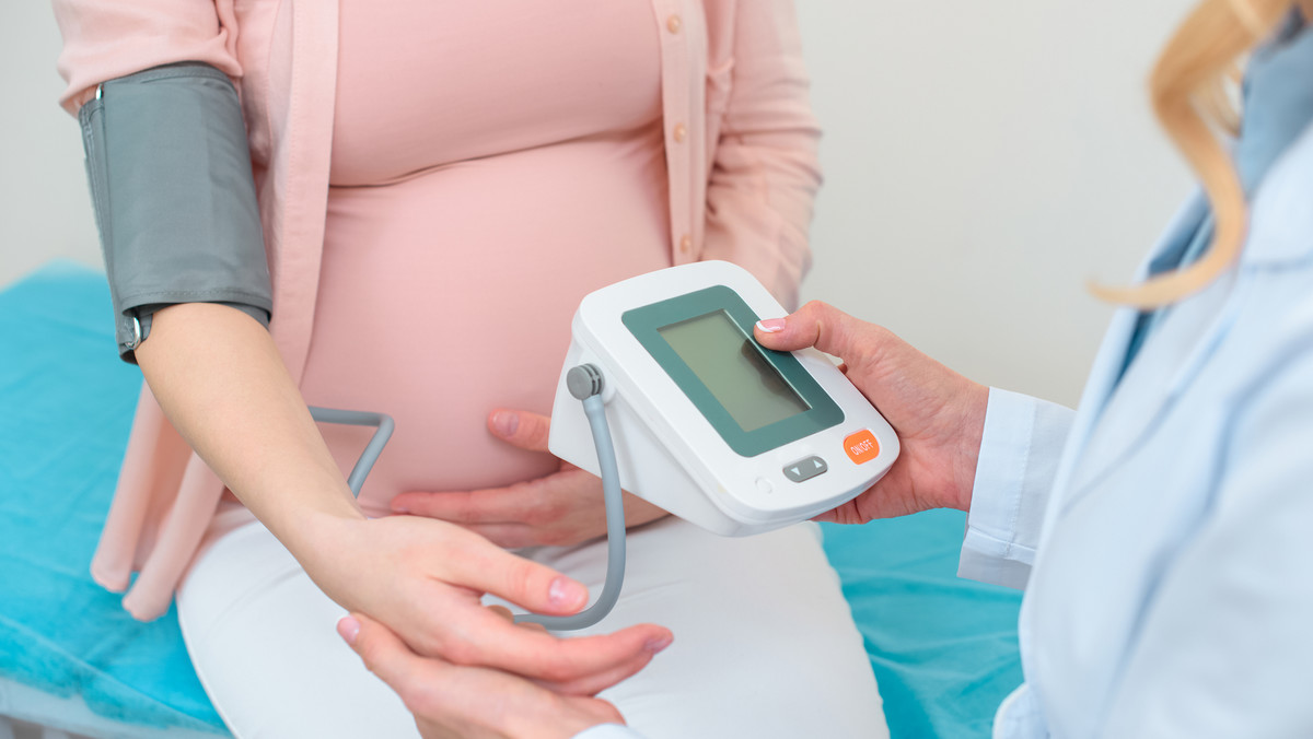 Wysokie ciśnienie przed porodem: kiedy jest niebezpieczne, jak mierzyć?
