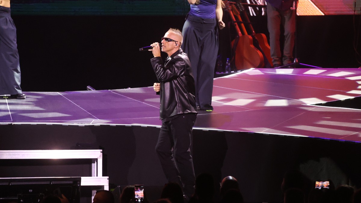 ITALIJANSKI ŠMEKER ODUŠEVIO BEOGRAĐANKE Sve se orilo u Areni! Obratio se publici: 