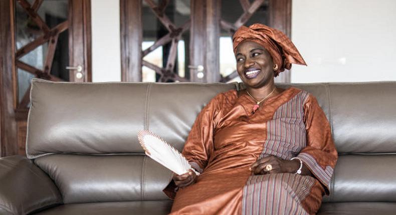 Aminata Touré, ancienne première ministre du Sénégal et députée entrante, chez elle à Dakar, le 8 septembre 2022. JOHN WESSELS / AFP