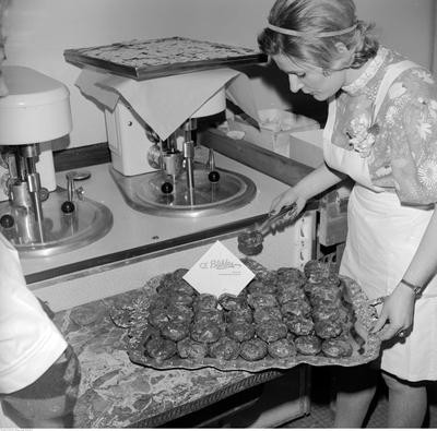 Cukiernia Blikle w Warszawie, tłusty czwartek 1978 roku.