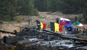 Vojna vežba u bazi Adazi u Letoniji 15. novembra 2022.