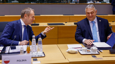 Donald Tusk i Viktor Orban rzadko mówią jednym głosem. Jednak w tym tygodniu łączy ich sprzeciw wobec unijnej polityki migracyjnej