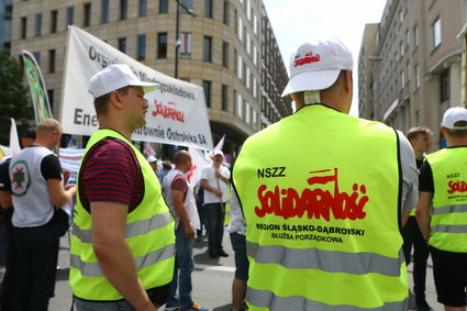 Spór o Turów się zaostrza. Górnicy chcą jechać do Luksemburga