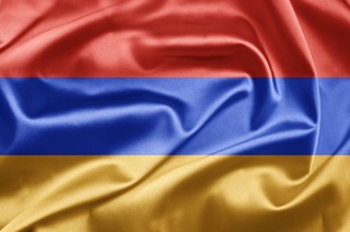 W Armenii odbędą się przedterminowe wybory. Paszynian walczy o utrzymanie władzy