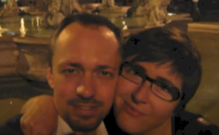 Roland prišiel o svoju manželku.