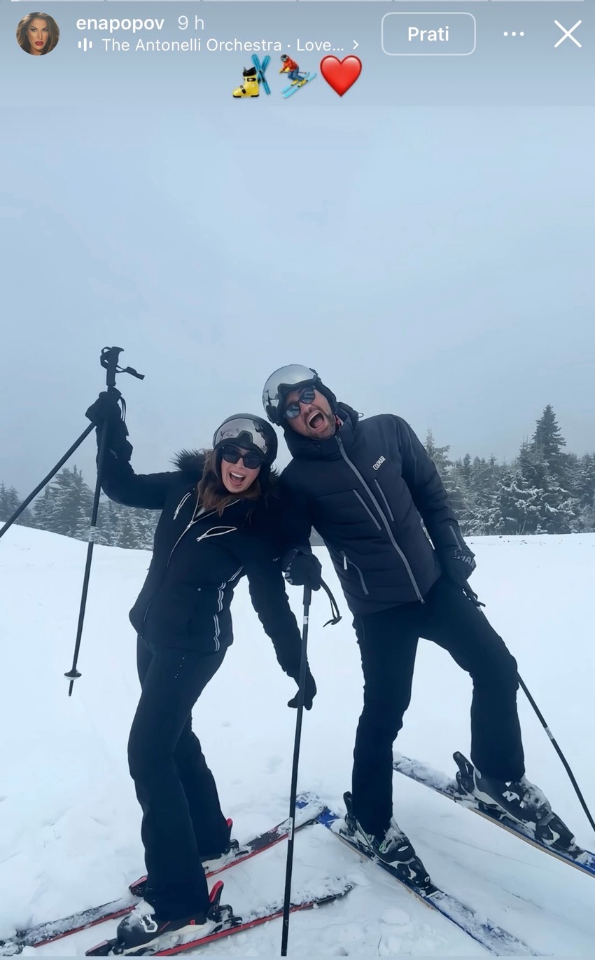 Ena Popov sa mužem na zimovanju 
