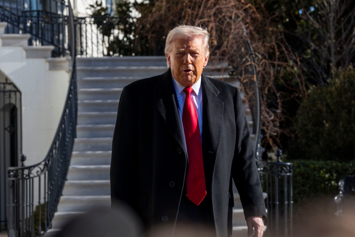 Donald Trump apeluje do protestujących w Iranie. "Pomoc jest w drodze"