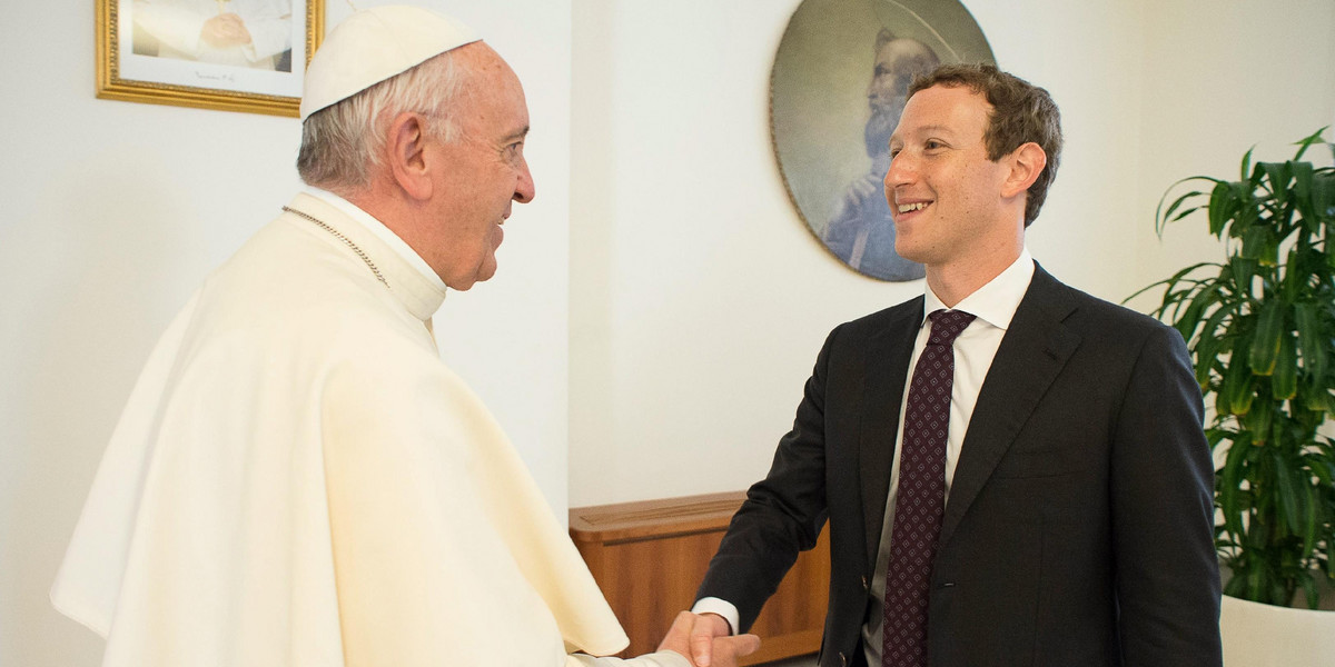 Papież Franciszek spotkał się z właścicielem Facebooka Markiem Zuckerbergiem i jego żoną Priscillą Chan.