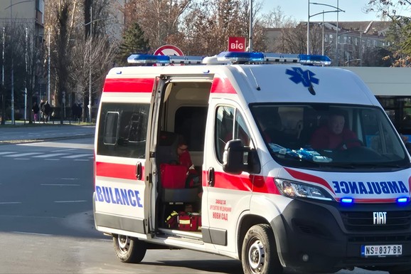 DANJU POVREDE, NOĆU STRES! Hitna pomoć u ovom gradu u Srbiji imala pune ruke posla, evo na šta su se građani najviše žalili u protekla 24 sata!