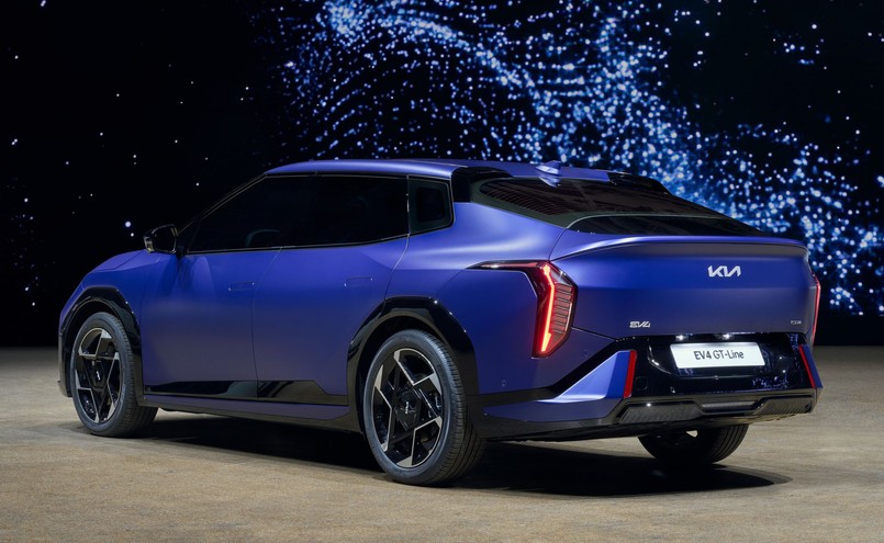 Nowa Kia EV4