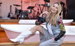 Hanna Lis oburzona na dron TVP nad jej domem. "Ubeckie metody wróciły do łask"