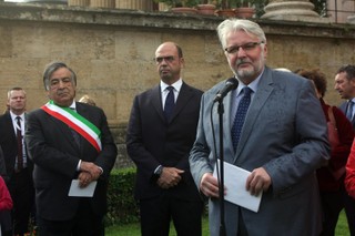 Ansa przytacza słowa Waszczykowskiego o Angeli Merkel. 'Otwarcie granic było nieodpowiedzialne'