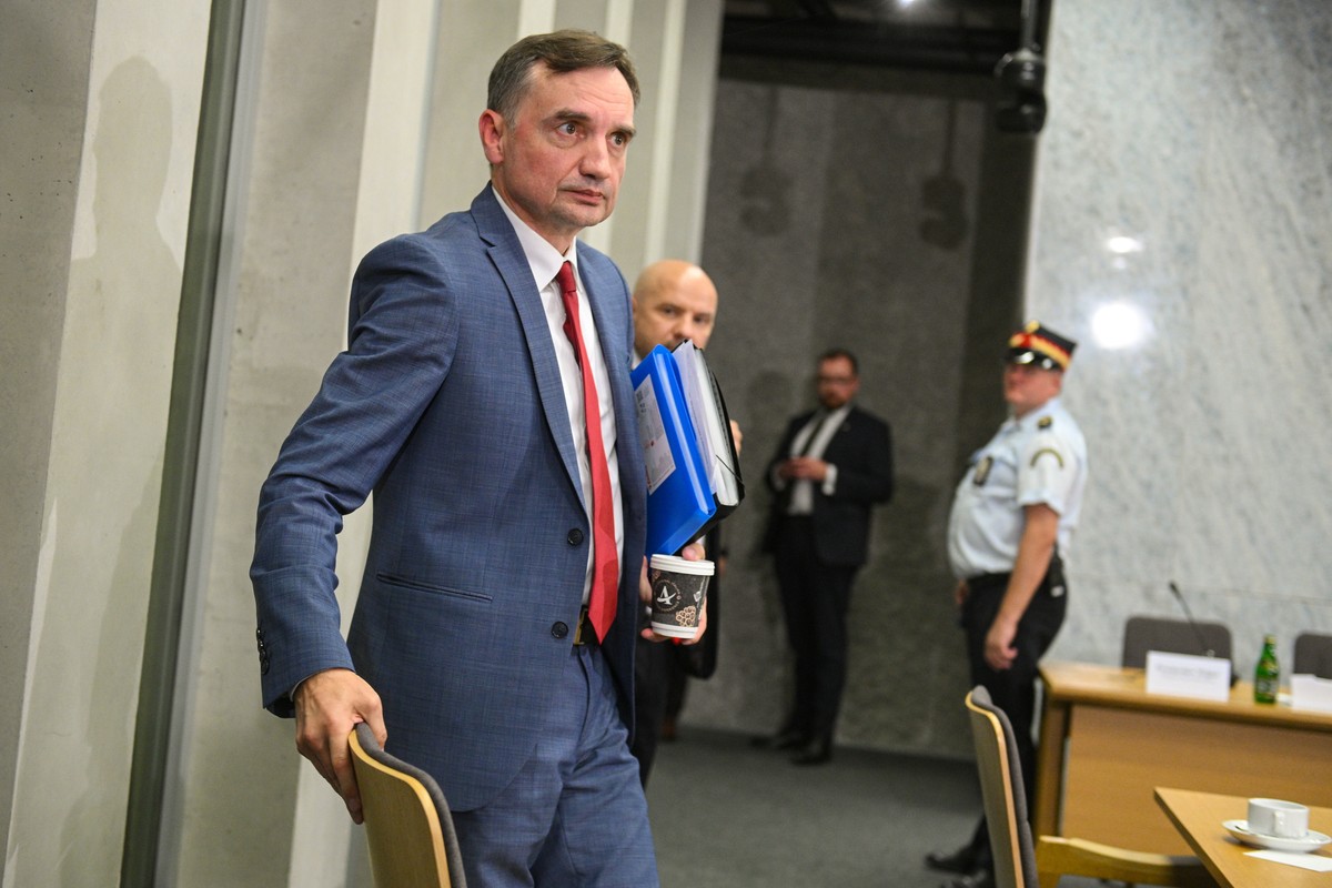 29 września 2025 r. sejmowa komisja śledcza ds. Pegasusa zwołała posiedzenie, na którym zeznawał Zbigniew Ziobro
