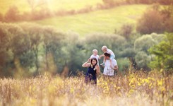 500 plus wsparło wieś. 'Pozytywne działanie programu na nierówności będzie stopniowo wygasać'