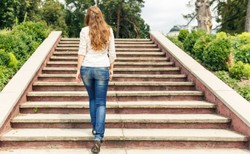 Sprawdź swoje zdrowie, wchodząc po schodach. W jaki sposób?