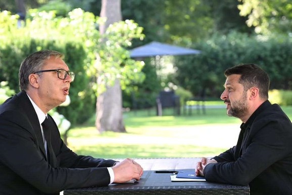 VUČIĆ OTKRIO DETALJE RAZGOVORA SA ZELENSKIM Dvojica lidera za stolom u Kijevu: "Spremni smo za susrete na najvišem nivou" (FOTO)