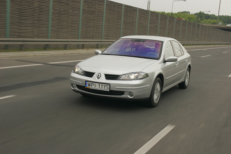 Top 5: ciekawe i niedrogie modele klasy średniej – Renault Laguna (II)