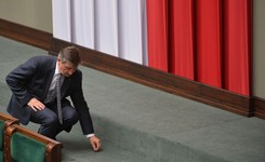 'Ta kadencja kosztowała go wiele nerwów'. 'Wprost': PiS chce wysłać marszałka Sejmu do europarlamentu