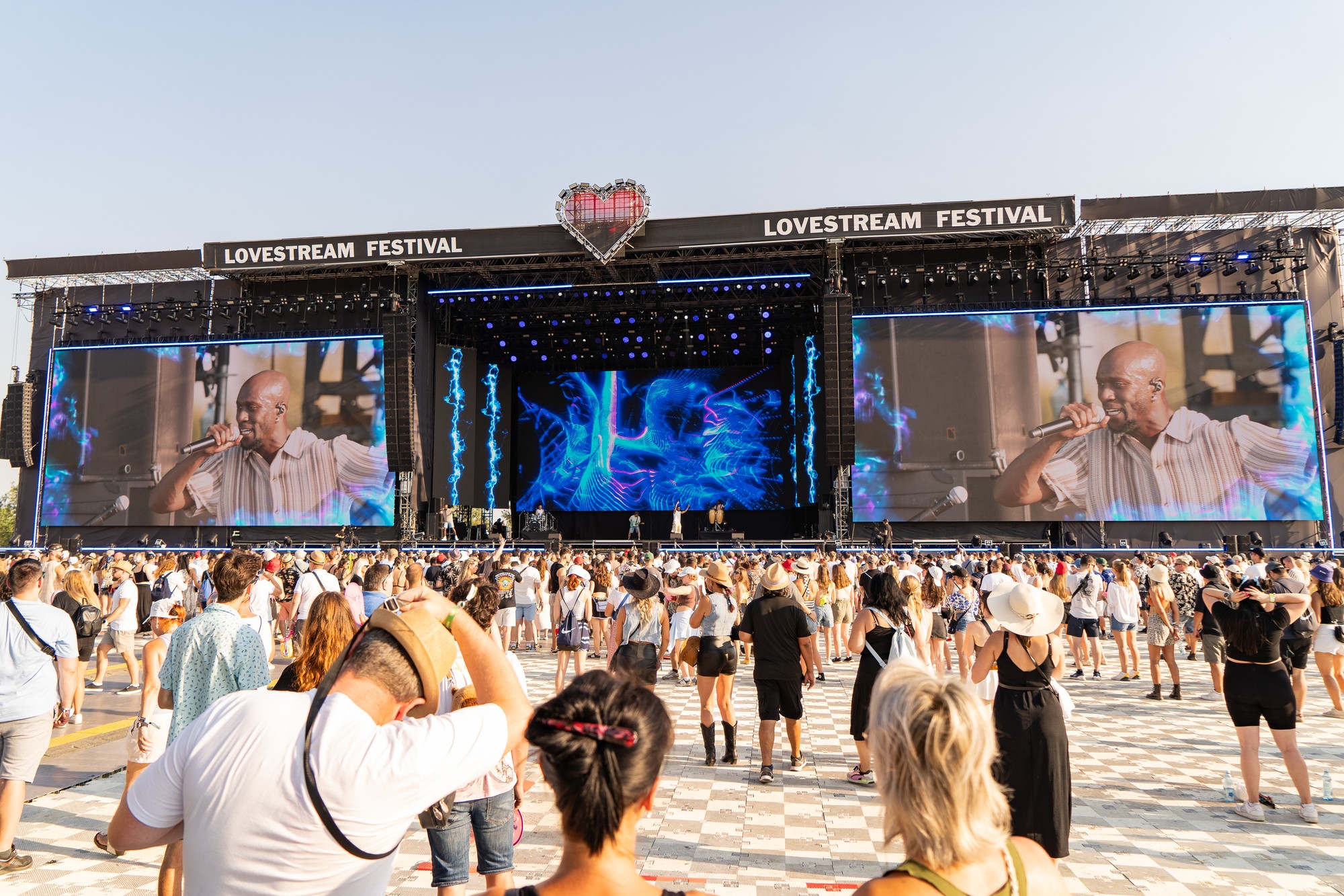 Festival Lovestream 2025 - deň prvý.