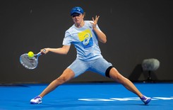 Bencic wycofała się. Świątek bez gry w półfinale turnieju w Dausze