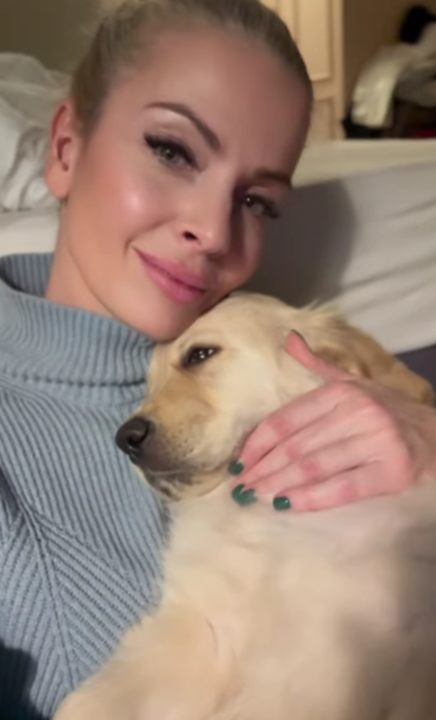 Marianna Ďurianová so svojím psíkom.