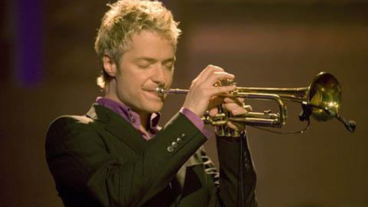 Chris Botti ponownie przyjedzie do Polski. Artysta wystąpi  7 kwietnia 2012 roku w warszawskiej Sali Kongresowej.