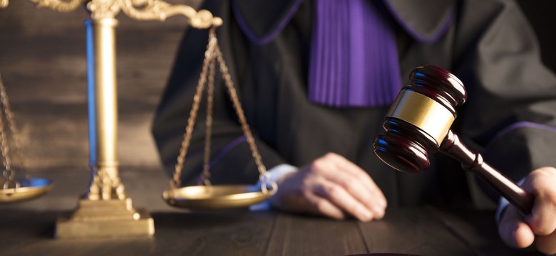 Mord na koleżance w lesie pod Konstancinem. 17-latka usłyszała zarzut zabójstwa