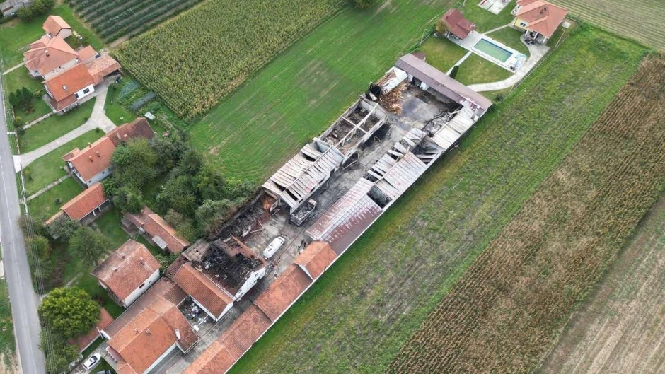 Slike iz drona na kojima se najbolje vidi koliku štetu je načinio požar u Loznici