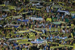 UEFA ukarała Fenerbahce za skandowanie przez kibiców 'Putin, Putin'
