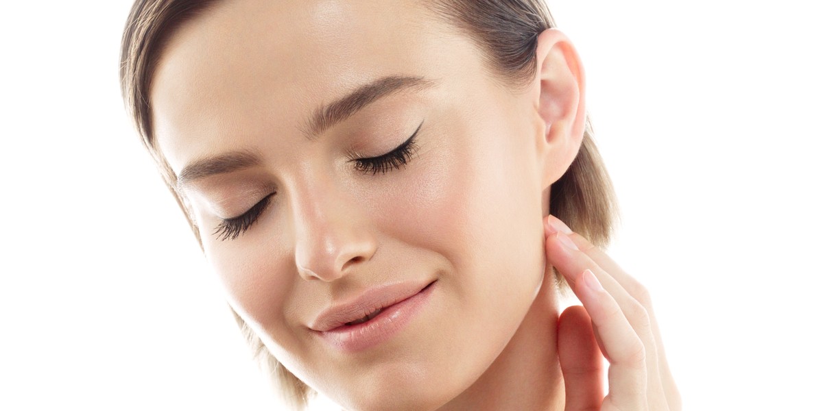 Konturowanie twarzy, czyli poprawianie natury - Uroda