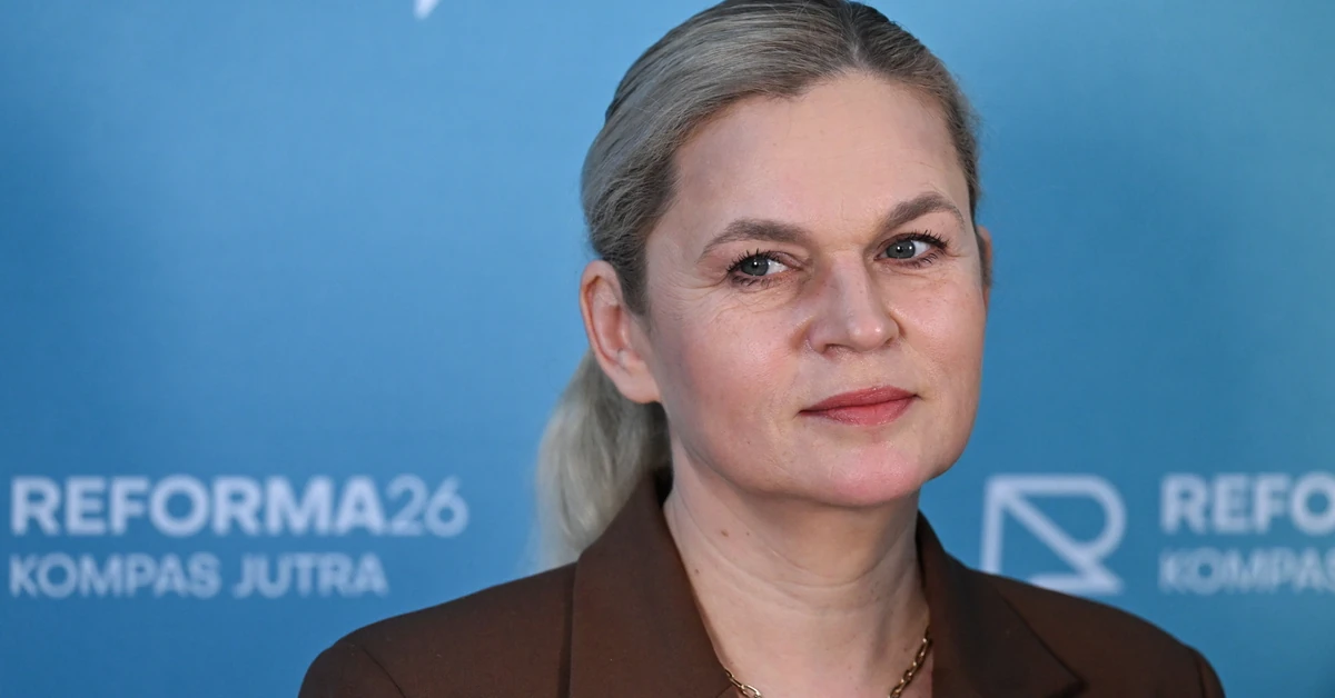 MEN szykuje powrót gimnazjów? Barbara Nowacka wyjaśnia
