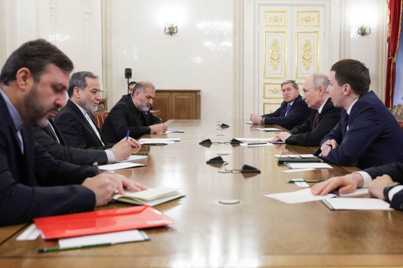 HITAN SASTANAK U KREMLJU! Putin se uključuje u sukob u Iranu?! Zapad na nogama zbog onoga što se sprema