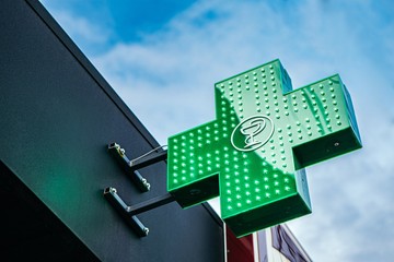 Sorra zárnak be az ilyen patikák - sok település maradhat ellátás nélkül