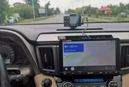 Yanosik w Android Auto już działa. Pierwszy test