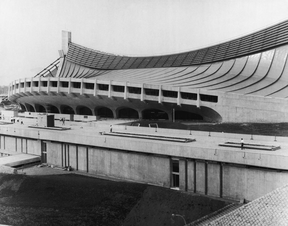 1964 rok, Tokio: Wioska olimpijska, budynek, w którym mieszkali atleci