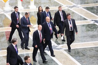 Sytuacja Rosji jest dramatyczna. Nawet przyjaciele Putina nie mogą już kraść