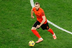 Liga rosyjska: Bramka Augustyniaka dała remis Uralowi