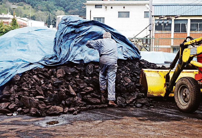Uz višu cenu, uglja nema u dovoljnim količinama na stovarištima u Srbiji